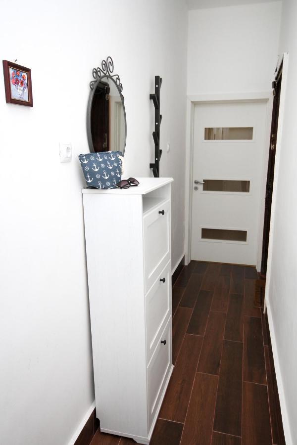 Charming With Garden Near Parking And Ndk Apartament Sofia