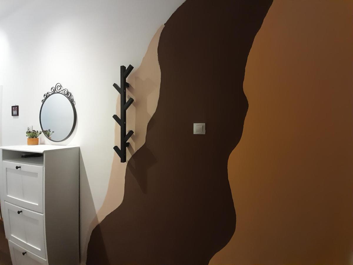 Charming With Garden Near Parking And Ndk Apartament Sofia